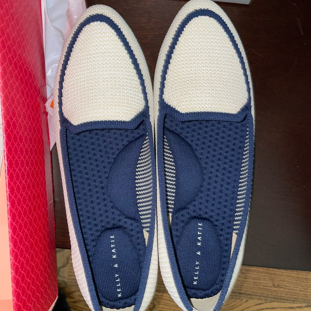 Kelly & Katie Two-Tone Navy and Cream Flats